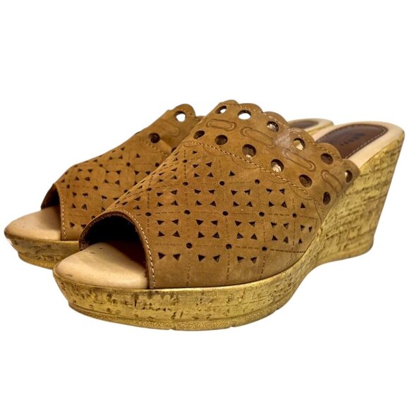 SPRING STEP Nava Wedge Sandals 40 Tan Nubuck Leather Slide Scalloped Cutout Cork - Picture 2 of 9